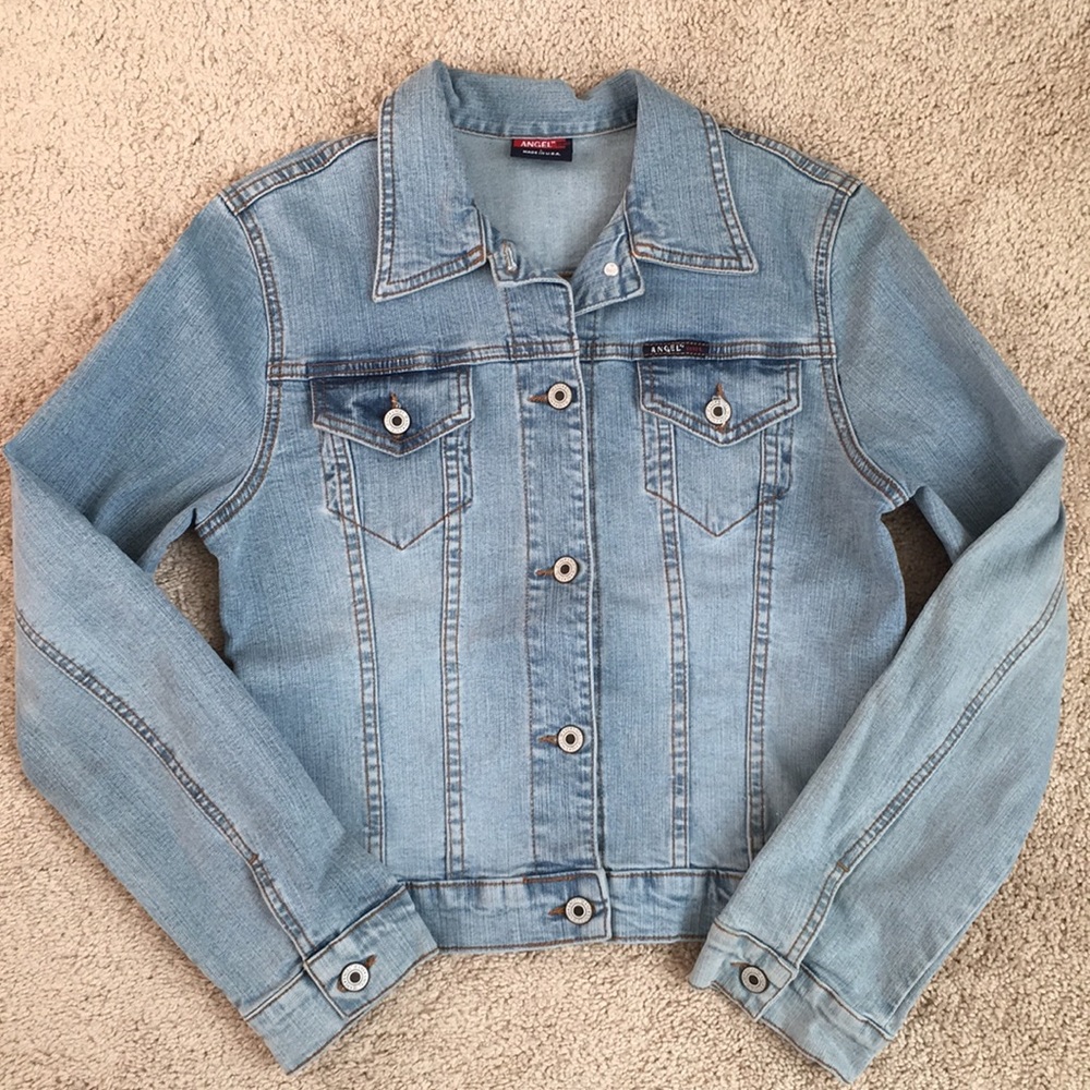 ANGEL JEANS LIGHT WASH JEAN JACKET
